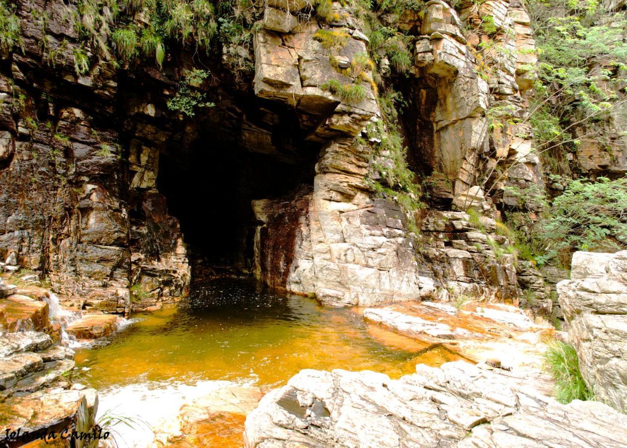 Отель Cachoeiras Pe Da Serra Сан-Жуан-Батиста-ду-Глория Экстерьер фото