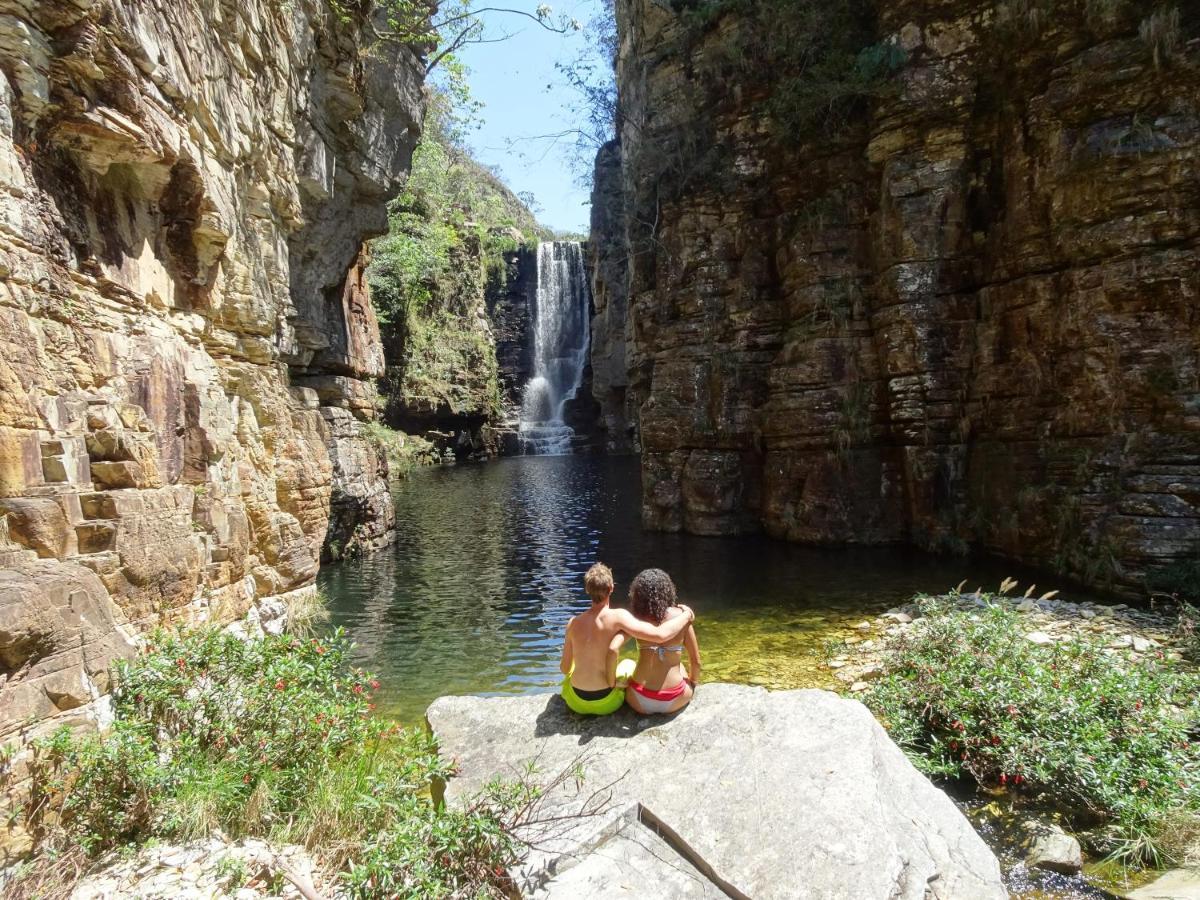 Отель Cachoeiras Pe Da Serra Сан-Жуан-Батиста-ду-Глория Экстерьер фото