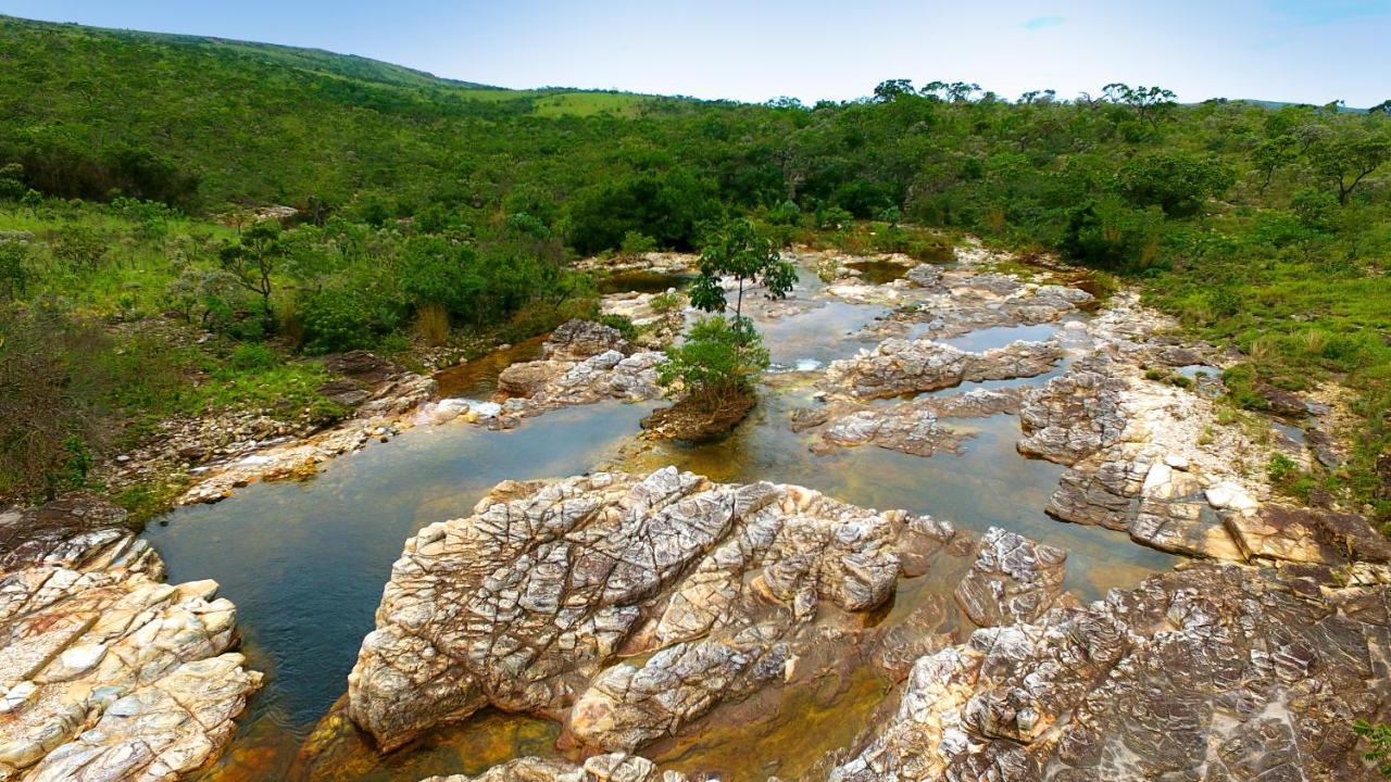 Отель Cachoeiras Pe Da Serra Сан-Жуан-Батиста-ду-Глория Экстерьер фото