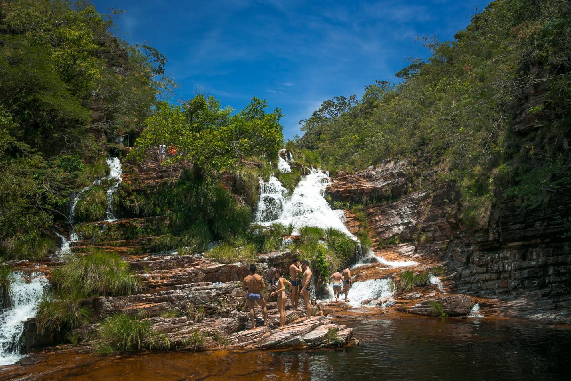 Отель Cachoeiras Pe Da Serra Сан-Жуан-Батиста-ду-Глория Экстерьер фото